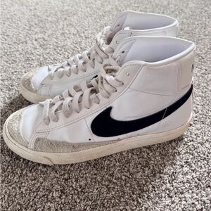 Nike Blazer Mid '77 Vintage Sneakers